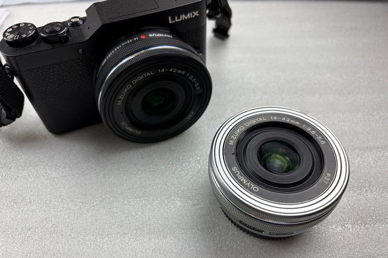 เลนส์ Olympus 14-42